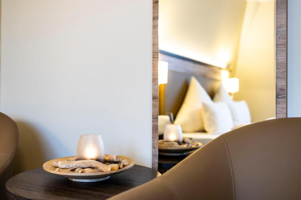 Hotel Ratskeller Schwarzenberg シュヴァルツェンベルク エクステリア 写真