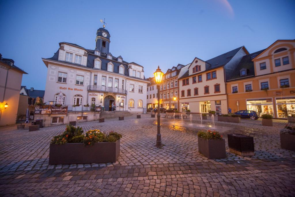 Hotel Ratskeller Schwarzenberg シュヴァルツェンベルク エクステリア 写真